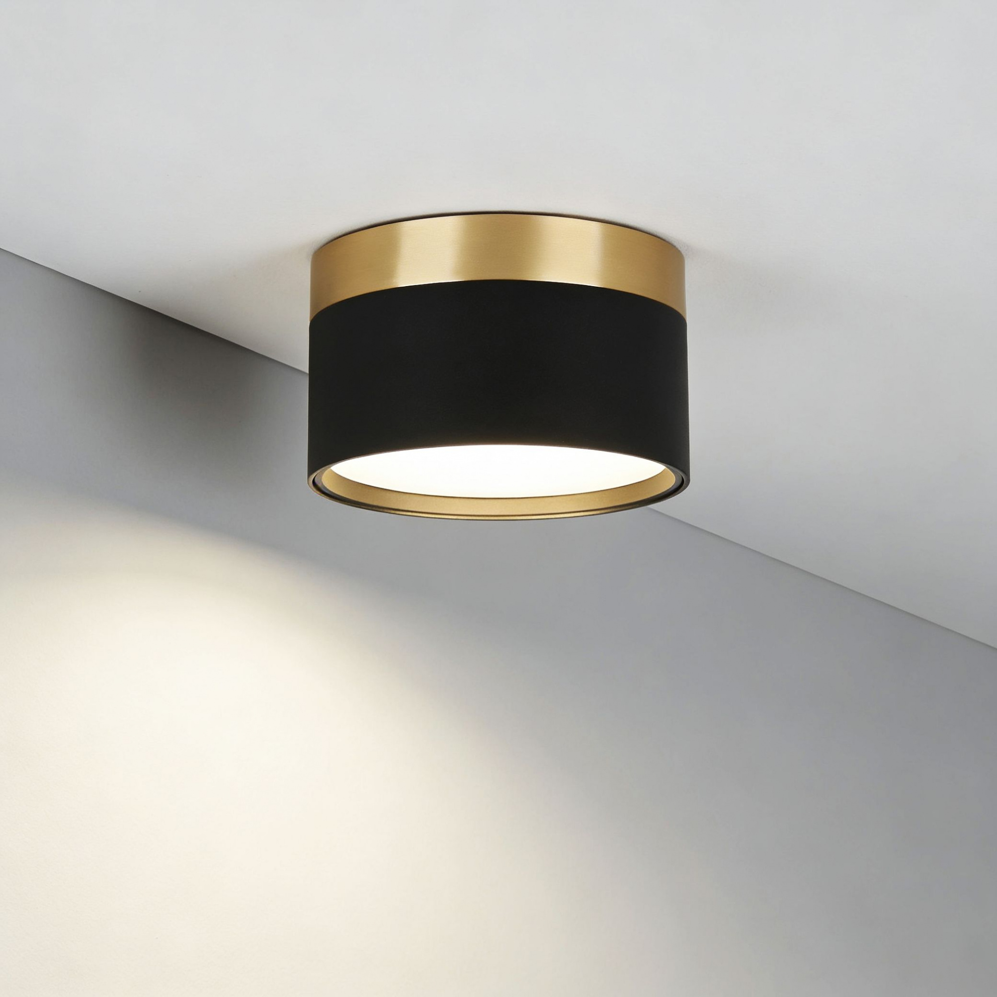 WTA.O21.607.30.12 WERTMARK TECHNICAL ALTAIR светильник точечный накладной, LED, 12W, 3000K