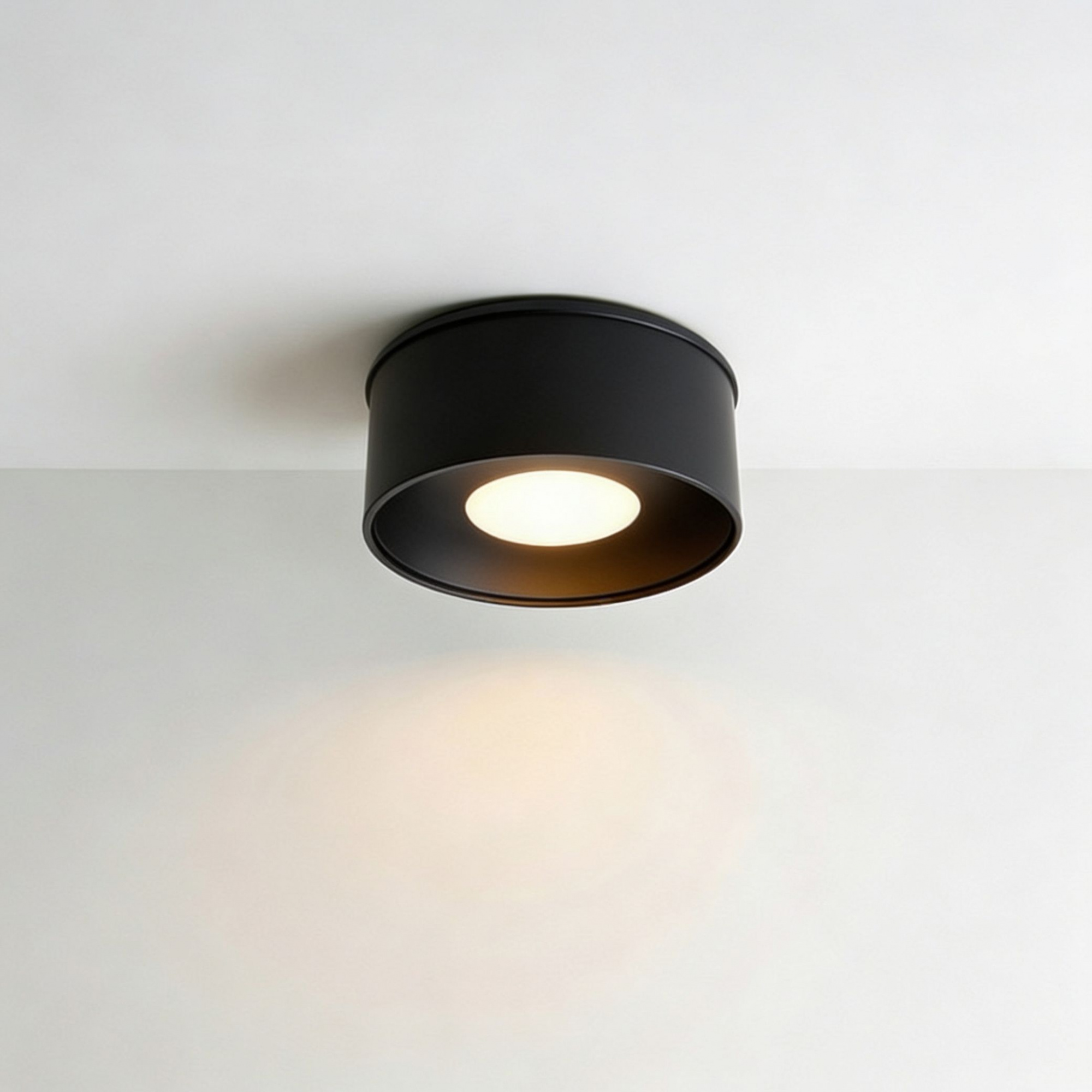 WTA.O01.607.30.18 WERTMARK TECHNICAL ALTAIR светильник точечный накладной, LED, 18W, 3000K